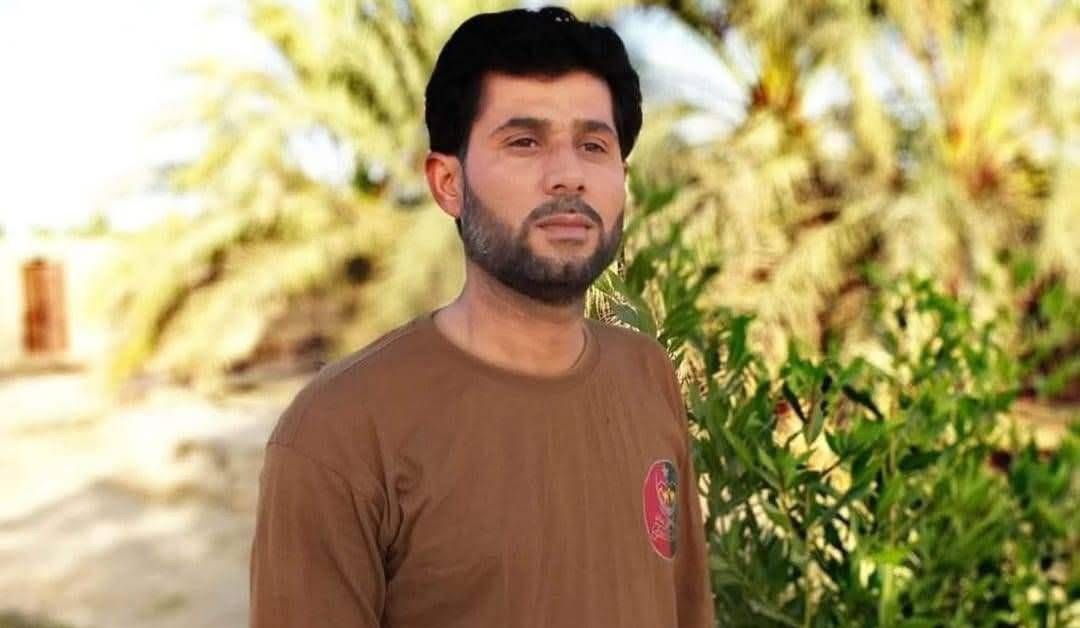 کولواہ و خاران آن لیویز کارندہ تون اوار اِرا بندغ زوراکی ئٹ بیگواہ