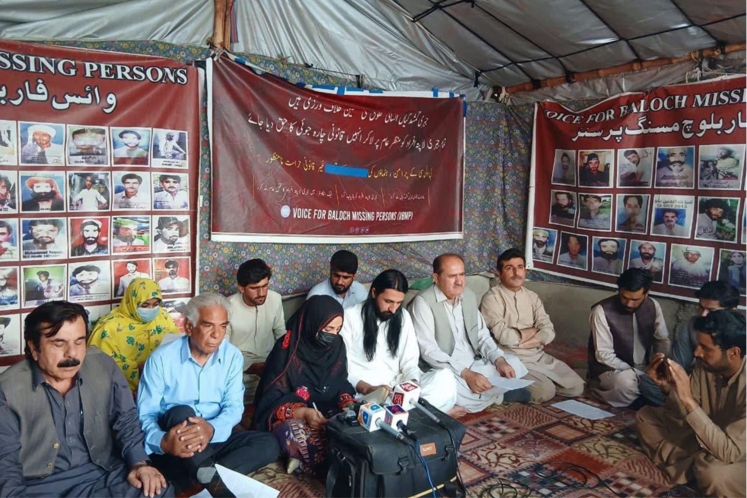 بندی راہشون آتا خاہوت آتے پریس کانفرنس نا موکل تفننگ و پریس کلب نا مون آن زبیر شاہ آغا نا زوراکی ئٹ بیگواہی لجی عمل ئسے – بی وائی سی